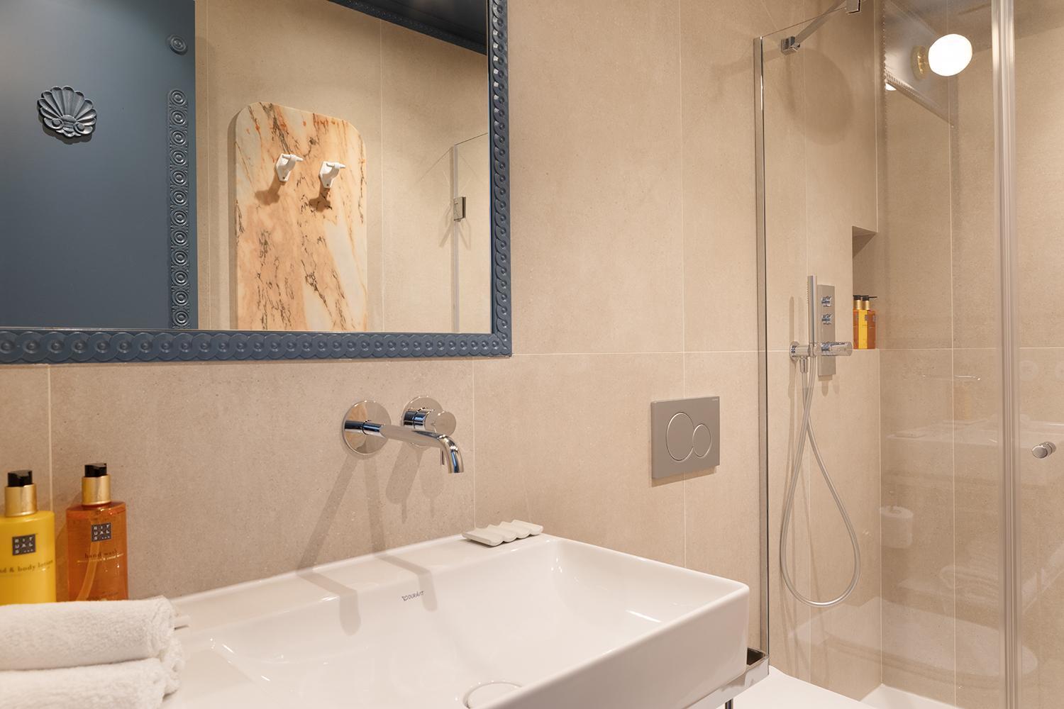 Paris Home Collection Serviced Apartments In Opera - Rue Saint-Lazare Exterior foto